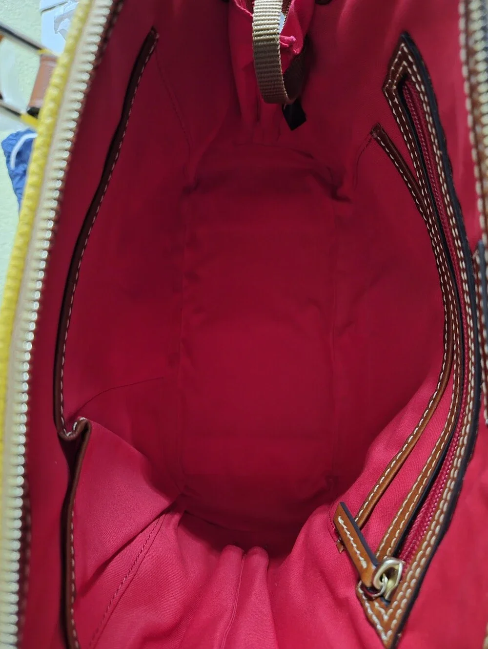 Dooney & Bourke this item